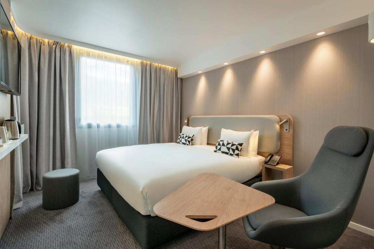 Holiday Inn Express - Marne-La-Vallee Val D'Europe By Ihg Байи-Роменвилье Экстерьер фото
