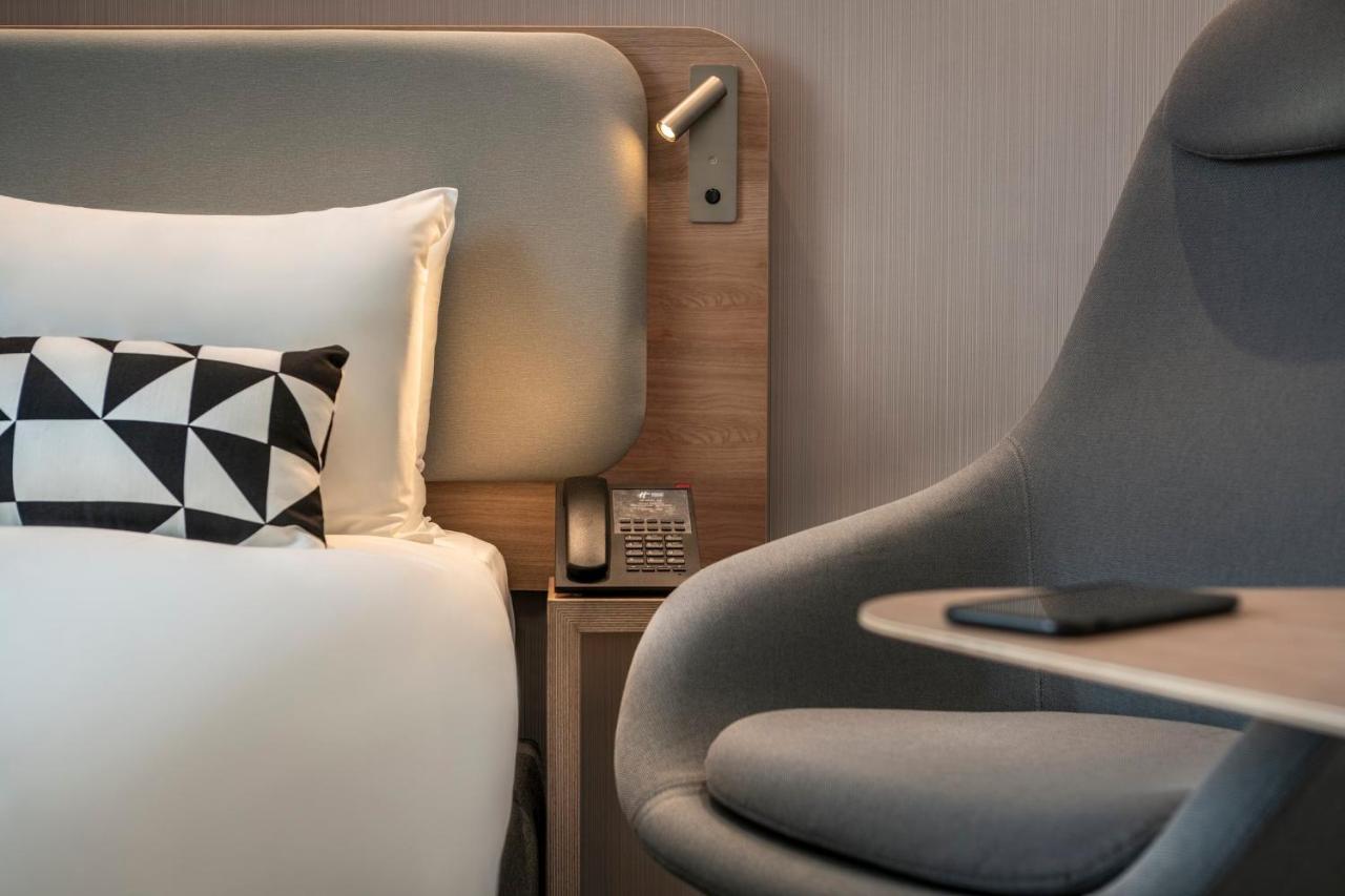 Holiday Inn Express - Marne-La-Vallee Val D'Europe By Ihg Байи-Роменвилье Экстерьер фото